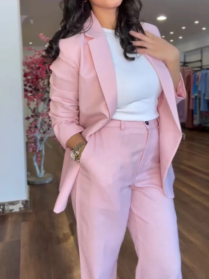 Elegant and Modern Two-piece Suit