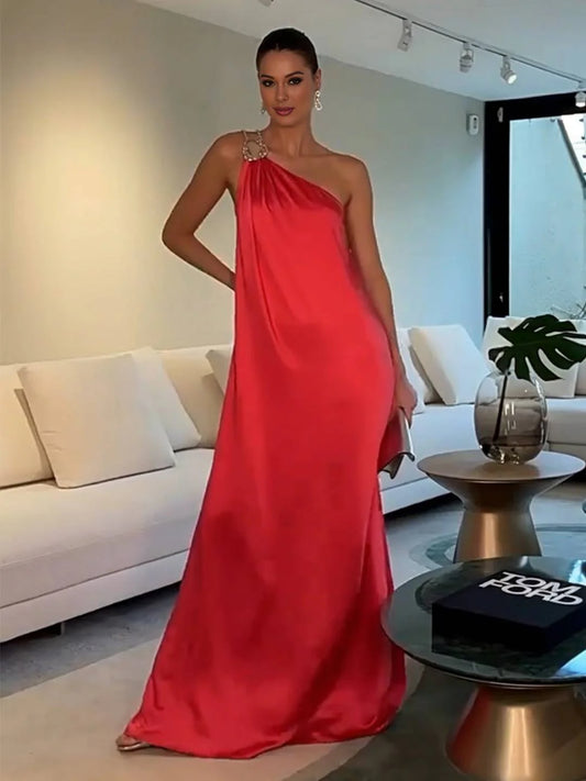 La Rouge Élégance Maxi Dress