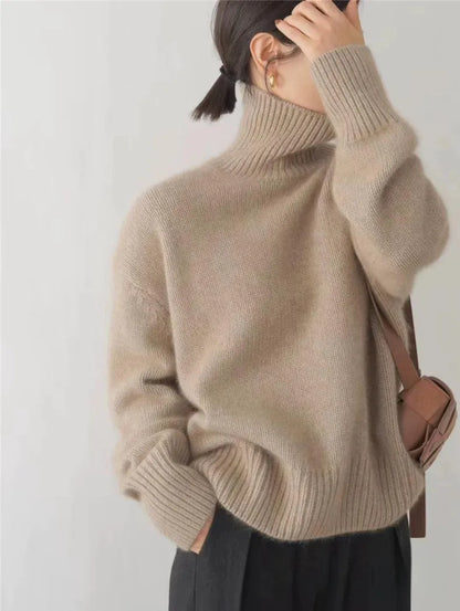 Risa | Chic Warm Turtleneck