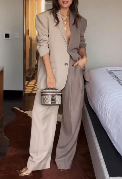 Girl Boss Avant Contrast Set