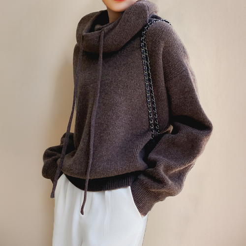 Luna | Cozy Hooded Pullover Style