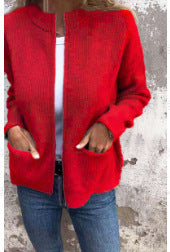 Almira – Elegant Cardigan